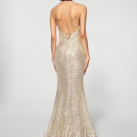 NEW!!! Maxi Dress V-Neck Sweep Train Sequined Evening Dress With Pleated - Picture 1 of 6